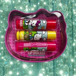 Lip Smacker Hello Kitty Lip Balm Set with collectors Tin